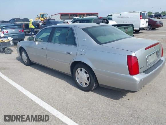 2005 Cadillac DeVille z VIN 1G6KD54Y65U192442, wystawiony jako IAAI lot #42257163 z przebiegiem 100 381 mil mil oraz . Historia ofert i sprzedaży dostępna na DreamBid. Obrazek 3.