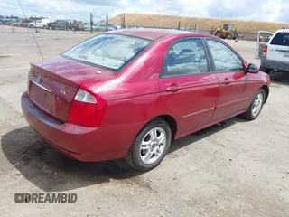 2005 Kia Spectra LX z VIN KNAFE122755084518, wystawiony jako IAAI lot #42249090 z przebiegiem 147 174 mil mil oraz . Historia ofert i sprzedaży dostępna na DreamBid. Obrazek 4.