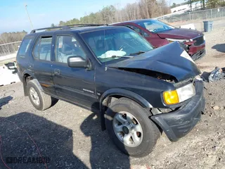 1998 Isuzu Rodeo S with VIN 4S2CM58W4W4339535, listed as a IAAI auction lot 41231197 with 327,828 mi miles. Bid and sale history available at carsss.com. Image 1.