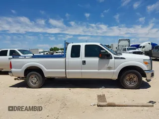 2015 Ford F-250 XLT z VIN 1FT7X2AT7FEC16924, wystawiony jako IAAI lot #41968009 z przebiegiem 328 785 mil mil oraz . Historia ofert i sprzedaży dostępna na DreamBid. Obrazek 12.