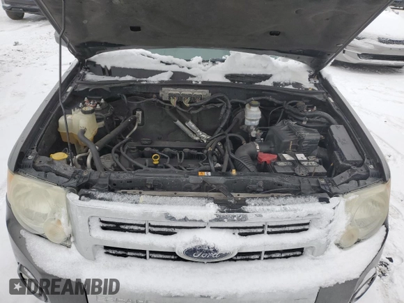 2009 Ford Escape Limited z VIN 1FMCU94769KA07142, wystawiony jako Copart lot #89129275 z przebiegiem 145 777 mil mil oraz Czysty tytuł • Clean title. Historia ofert i sprzedaży dostępna na DreamBid. Obrazek 12.