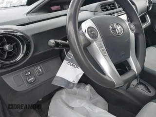2015 Toyota Prius One with VIN JTDKDTB32F1094973, listed as a IAAI auction lot 41631324 with 177,948 mi miles and . Bid and sale history available at carsss.com. Image 18.