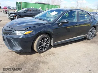 2018 Toyota Camry LE with VIN 4T1B11HK5JU076028, listed as a IAAI auction lot 41989266 with 215,235 mi miles. Bid and sale history available at carsss.com. Image 19.