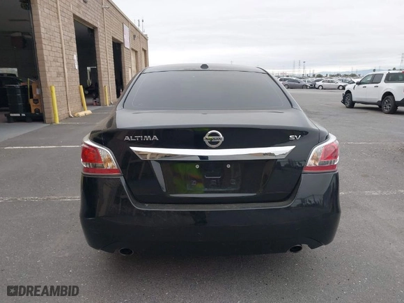 2015 Nissan Altima 2.5 S with VIN 1N4AL3AP7FC129939, listed as a IAAI auction lot 40462962 with 85,202 mi miles. Bid and sale history available at carsss.com. Image 17.