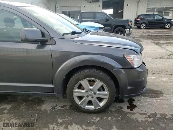 2014 Dodge Journey Limited with VIN 3C4PDDDG0ET214658, listed as a Copart auction lot 85181964 with 229,533 mi miles and Clean Title. Bid and sale history available at carsss.com. Image 12.