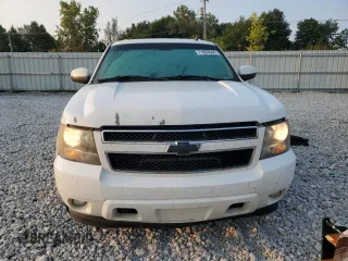 2007 Chevrolet Suburban LTZ with VIN 3GNFK16347G144417, listed as a Copart auction lot 71093544 with 279,255 mi miles and Clean Title. Bid and sale history available at carsss.com. Image 5.