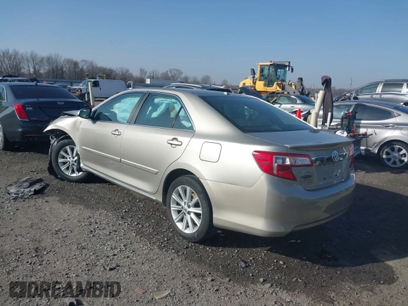 2013 Toyota Camry L with VIN 4T1BF1FK4DU680548, listed as a IAAI auction lot 41779953 with 1 mi miles. Bid and sale history available at carsss.com. Image 3.