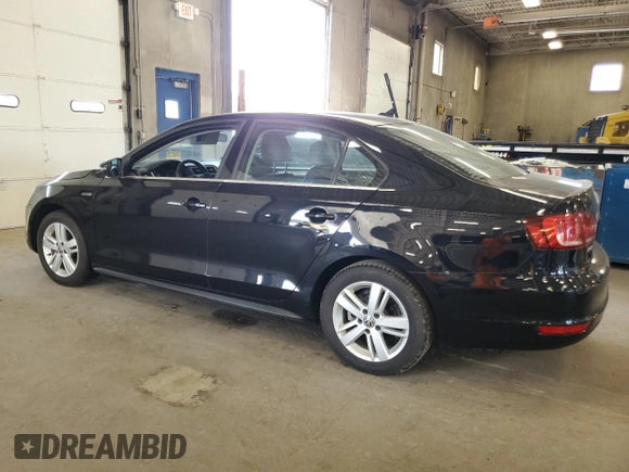 2014 Volkswagen Jetta Hybrid SE z VIN 3VW637AJ2EM288509, wystawiony jako Copart lot #61716065 z przebiegiem 116 461 mil mil oraz Czysty tytuł • Clean title. Historia ofert i sprzedaży dostępna na DreamBid. Obrazek 2.