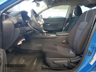 2023 Nissan Sentra SV z VIN 3N1AB8CV6PY292387, wystawiony jako Copart lot #42319245 z przebiegiem 26 379 mil mil oraz Czysty tytuł • Clean title. Historia ofert i sprzedaży dostępna na DreamBid. Obrazek 7.