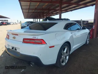 2014 Chevrolet Camaro LT z VIN 2G1FB1E32E9315353, wystawiony jako IAAI lot #42465033 z przebiegiem 103 863 mil mil oraz . Historia ofert i sprzedaży dostępna na DreamBid. Obrazek 4.