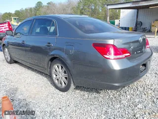 2006 Toyota Avalon XL with VIN 4T1BK36B36U126931, listed as a IAAI auction lot 41596974 with 179,779 mi miles. Bid and sale history available at carsss.com. Image 3.