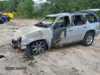 2010 GMC Yukon Denali with VIN 1GKUKEEF5AR165047, listed as a Copart auction lot 72385994 with Not Provided miles and Salvage Title. Bid and sale history available at carsss.com. Image 1.