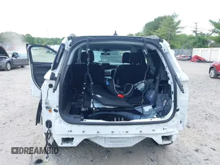 2021 Ford Explorer XLT z VIN 1FMSK8DH5MGA54632, wystawiony jako IAAI lot #42229993 z przebiegiem 34 304 mil mil oraz . Historia ofert i sprzedaży dostępna na DreamBid. Obrazek 6.