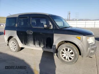 2003 Honda Element EX with VIN 5J6YH28553L026291, listed as a Copart auction lot 52575355 with 217,494 mi miles and Clean Title. Bid and sale history available at DreamBid. Image 4.