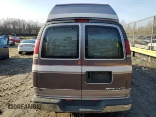 1996 Chevrolet Chevy Van z VIN 1GBFG15M7T1003777, wystawiony jako Copart lot #43272715 z przebiegiem 109 884 mil mil oraz Szkoda całkowita • Salvage title. Historia ofert i sprzedaży dostępna na DreamBid. Obrazek 6.