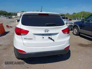 2015 Hyundai Tucson GLS with VIN KM8JT3AF9FU013178, listed as a IAAI auction lot 41846200 with 143,711 mi miles and . Bid and sale history available at DreamBid. Image 17.