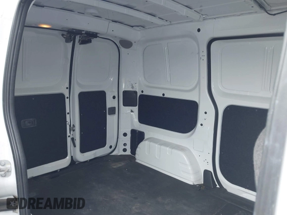 2018 Chevrolet City Express Cargo LS with VIN 3N63M0YN3JK693378, listed as a IAAI auction lot 41320622 with 48,241 mi miles and . Bid and sale history available at DreamBid. Image 8.