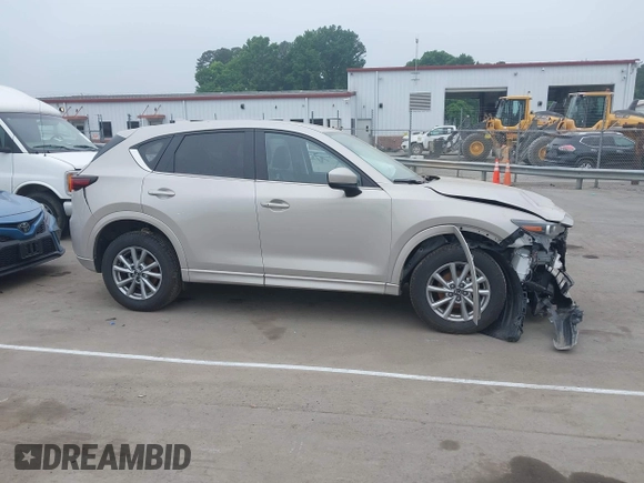 2024 Mazda CX-5 S Select with VIN JM3KFBBLXR0501783, listed as a IAAI auction lot 42121513 with 17,349 mi miles and . Bid and sale history available at DreamBid. Image 13.