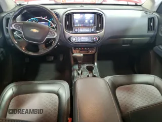 2020 Chevrolet Colorado 4WD Z71 z VIN 1GCGTDENXL1111901, wystawiony jako Copart lot #57093195 z przebiegiem 60 992 mil mil oraz Szkoda całkowita • Salvage title. Historia ofert i sprzedaży dostępna na DreamBid. Obrazek 8.