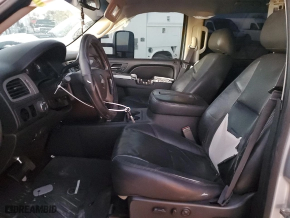 2013 Chevrolet Silverado 2500HD LTZ with VIN 1GC1KYE87DF182908, listed as a Copart auction lot 84106864 with 0 mi miles and Salvage Title. Bid and sale history available at carsss.com. Image 7.