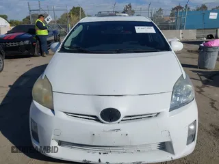 2010 Toyota Prius II with VIN JTDKN3DU3A5126169, listed as a IAAI auction lot 41605289 with 180,624 mi miles. Bid and sale history available at carsss.com. Image 12.