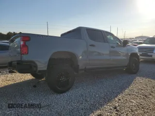 2024 Chevrolet Silverado 1500 Custom Trail Boss with VIN 3GCPDCEK1RG151825, listed as a Copart auction lot 80678954 with 5,257 mi miles and Salvage Title. Bid and sale history available at carsss.com. Image 3.