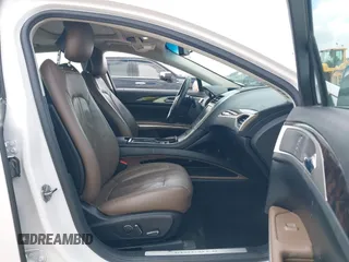 2016 Lincoln MKZ с VIN 3LN6L2GK0GR630062, выставлен на аукционе IAAI как лот 41488123 с пробегом 66 630 миль миль и . История ставок и продаж доступна на DreamBid. Изображение 5.