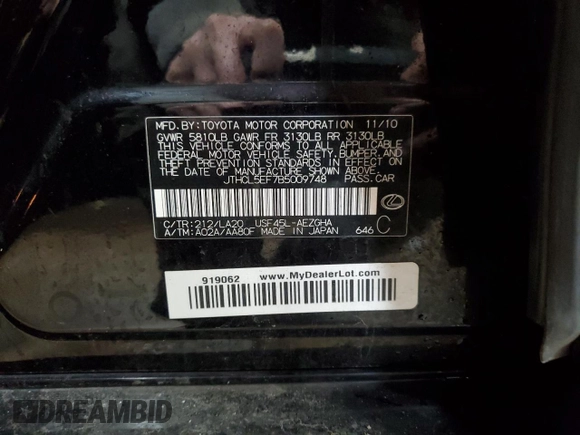 2011 Lexus LS 460 z VIN JTHCL5EF7B5009748, wystawiony jako Copart lot #43525565 z przebiegiem 215 040 mil mil oraz Szkoda całkowita • Salvage title. Historia ofert i sprzedaży dostępna na DreamBid. Obrazek 13.