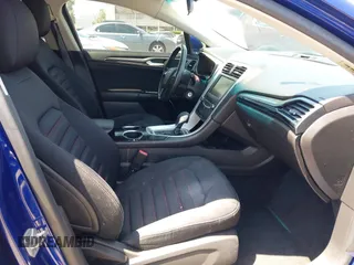 2013 Ford Fusion SE with VIN 3FA6P0HR4DR388175, listed as a IAAI auction lot 42561541 with 110,728 mi miles and . Bid and sale history available at DreamBid. Image 5.