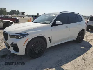 2021 BMW X5 sDrive40i z VIN 5UXCR4C03M9H39646, wystawiony jako Copart lot #52415325 z przebiegiem 102 742 mil mil oraz Szkoda całkowita • Salvage title. Historia ofert i sprzedaży dostępna na DreamBid. Obrazek 1.