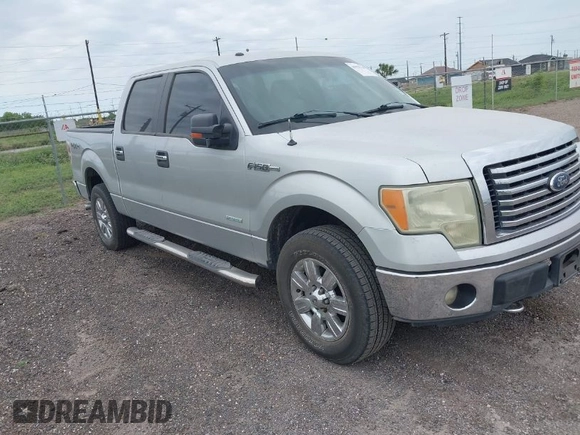 2011 Ford F-150 XLT with VIN 1FTFW1ET4BFB81296, listed as a IAAI auction lot 41935528 with 386,703 mi miles. Bid and sale history available at carsss.com. Image 1.