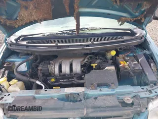1996 Dodge Caravan SE with VIN 1B4GP45R9TB426378, listed as a IAAI auction lot 41947737 with 150,182 mi miles and . Bid and sale history available at carsss.com. Image 10.