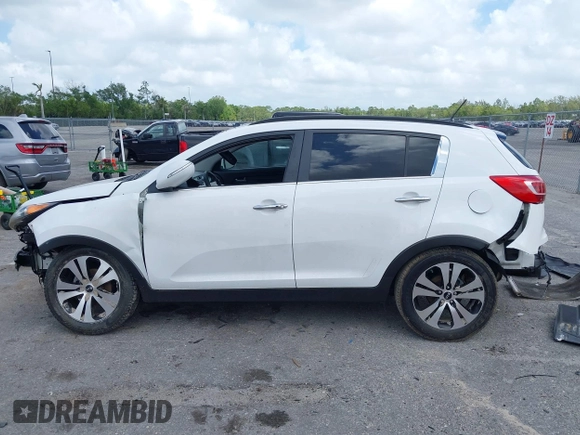 2011 Kia Sportage EX with VIN KNDPC3A26B7161079, listed as a IAAI auction lot 41954957 with Not Provided miles. Bid and sale history available at carsss.com. Image 15.