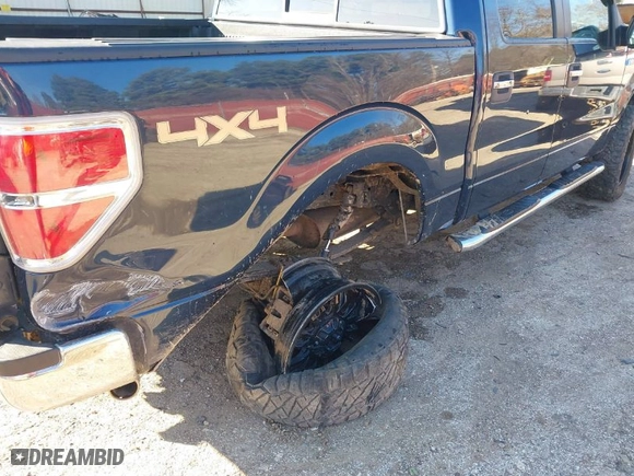 2014 Ford F-150 XL with VIN 1FTFW1EF3EKF69352, listed as a IAAI auction lot 41556907 with 216,535 mi miles. Bid and sale history available at carsss.com. Image 18.