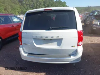 2017 Dodge Grand Caravan SE z VIN 2C4RDGBG0HR624803, wystawiony jako IAAI lot #42323391 z przebiegiem 291 747 mil mil oraz . Historia ofert i sprzedaży dostępna na DreamBid. Obrazek 16.