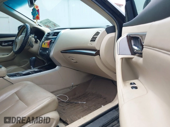 2013 Nissan Altima SV z VIN 1N4BL3AP1DC160671, wystawiony jako IAAI lot #42219112 z przebiegiem 211 825 mil mil oraz . Historia ofert i sprzedaży dostępna na DreamBid. Obrazek 5.
