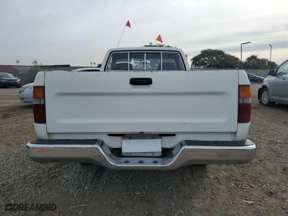 1993 Toyota 2WD Pickups DX with VIN JT4RN81P4P5168613, listed as a Copart auction lot 82611524 with 200,408 mi miles and Clean Title. Bid and sale history available at carsss.com. Image 10.