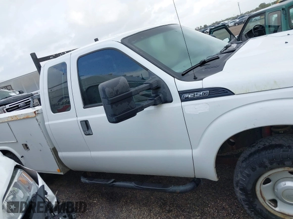 2013 Ford F-350 XL with VIN 1FD7X3A64DEA35949, listed as a IAAI auction lot 40693459 with 244,259 mi miles and . Bid and sale history available at DreamBid. Image 13.