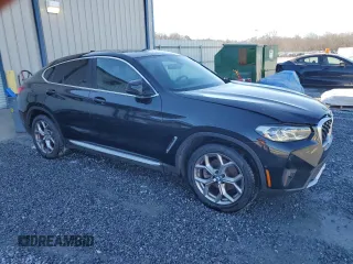 2022 BMW X4 xDrive30i with VIN 5UX33DT05N9M86605, listed as a Copart auction lot 40251784 with 38,430 mi miles. Bid and sale history available at carsss.com. Image 4.