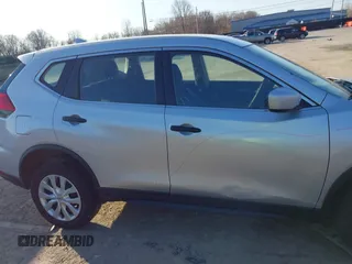 2017 Nissan Rogue S z VIN KNMAT2MV9HP563256, wystawiony jako IAAI lot #41732780 z przebiegiem 135 505 mil mil oraz . Historia ofert i sprzedaży dostępna na DreamBid. Obrazek 13.
