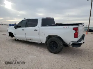 2024 Chevrolet Silverado 1500 Custom with VIN 1GCPDBEK5RZ285375, listed as a Copart auction lot 50422105 with 27,002 mi miles and Salvage Title. Bid and sale history available at DreamBid. Image 2.