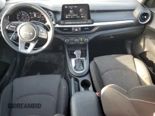2022 Kia Forte LXS with VIN 3KPF24AD9NE462178, listed as a Copart auction lot 52307785 with 86,605 mi miles and Salvage Title. Bid and sale history available at carsss.com. Image 8.