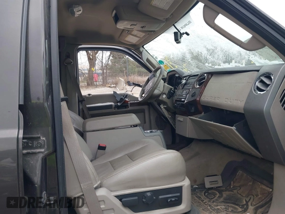 2008 Ford F-250 XL with VIN 1FTSW21RX8ED81676, listed as a IAAI auction lot 40961244 with Not provided miles and . Bid and sale history available at DreamBid. Image 5.