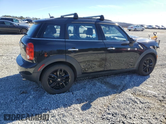 2015 MINI Countryman with VIN WMWZB3C50FWM33153, listed as a Copart auction lot 88238955 with 88,744 mi miles and Salvage Title. Bid and sale history available at DreamBid. Image 3.