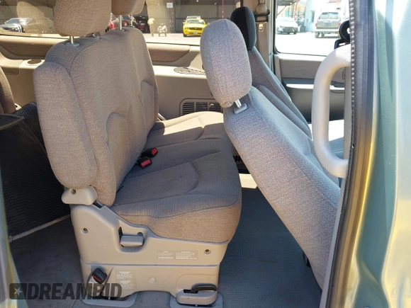 1997 Nissan Quest XE z VIN 4N2DN1111VD809200, wystawiony jako IAAI lot #42478371 z przebiegiem 123 414 mil mil oraz . Historia ofert i sprzedaży dostępna na DreamBid. Obrazek 8.