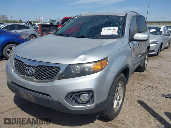 2012 Kia Sorento LX with VIN 5XYKT4A67CG233771, listed as a IAAI auction lot 41808416 with 155,788 mi miles. Bid and sale history available at carsss.com. Image 17.