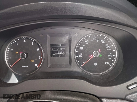 2013 Volkswagen Jetta SE with VIN 3VWDX7AJ8DM258179, listed as a IAAI auction lot 42184402 with 105,807 mi miles and . Bid and sale history available at DreamBid. Image 7.