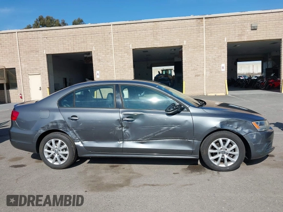 2011 Volkswagen Jetta SE с VIN 3VWDZ7AJ9BM395509, выставлен на аукционе IAAI как лот 41856879 с пробегом 126 169 миль миль и . История ставок и продаж доступна на DreamBid. Изображение 13.