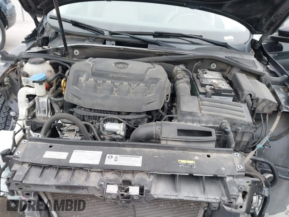 2019 Volkswagen Passat 2.0T Wolfsburg Edition with VIN 1VWLA7A36KC007173, listed as a IAAI auction lot 41357381 with 79,356 mi miles. Bid and sale history available at carsss.com. Image 10.