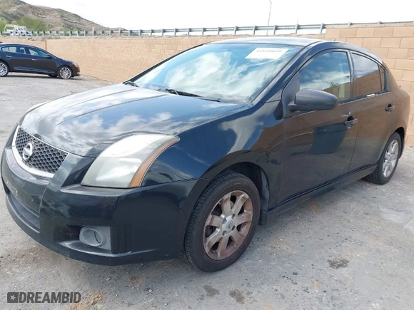 2011 Nissan Sentra 2.0 SR with VIN 3N1AB6APXBL677742, listed as a IAAI auction lot 41820050 with 204,475 mi miles. Bid and sale history available at carsss.com. Image 2.